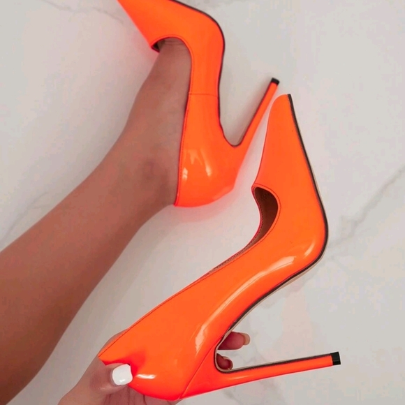 Shoes - Point Toe Stiletto Heeled Court Pumps